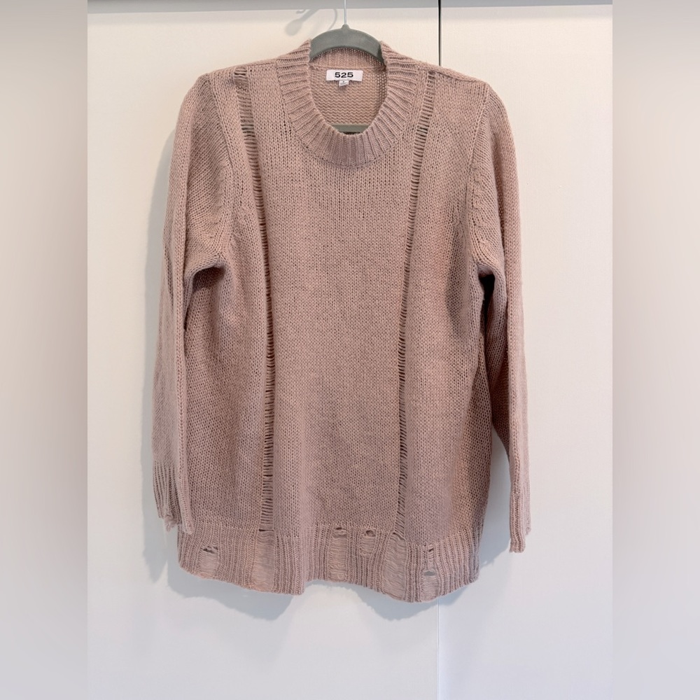 525 America oversized distressed pink sweater size small
